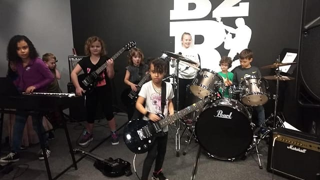 84420058_1408338465993590_467502989691584512_n