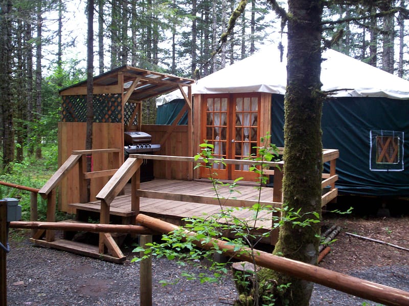 yurt-3-1.jpg