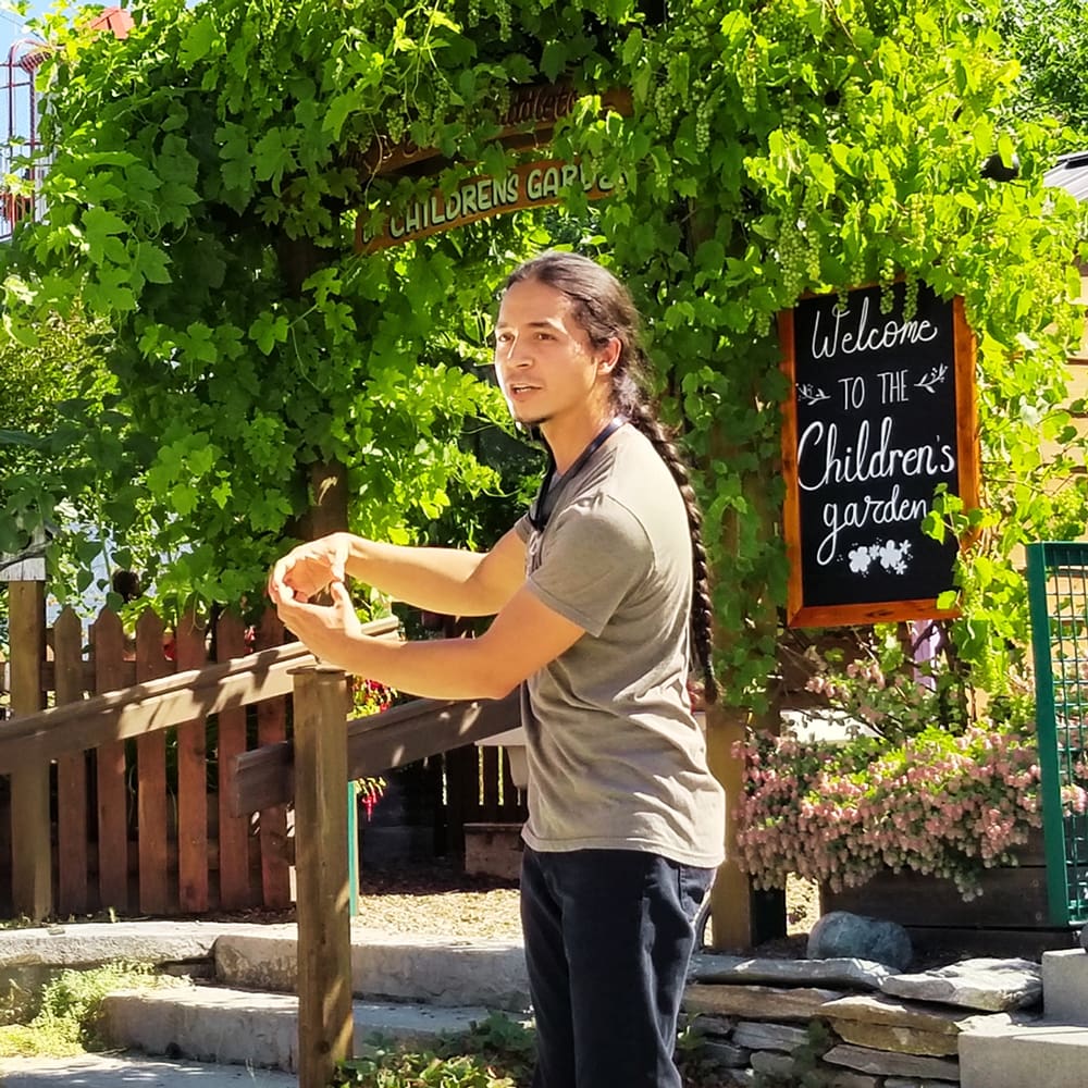 Native Storytelling with Itsa Shash
