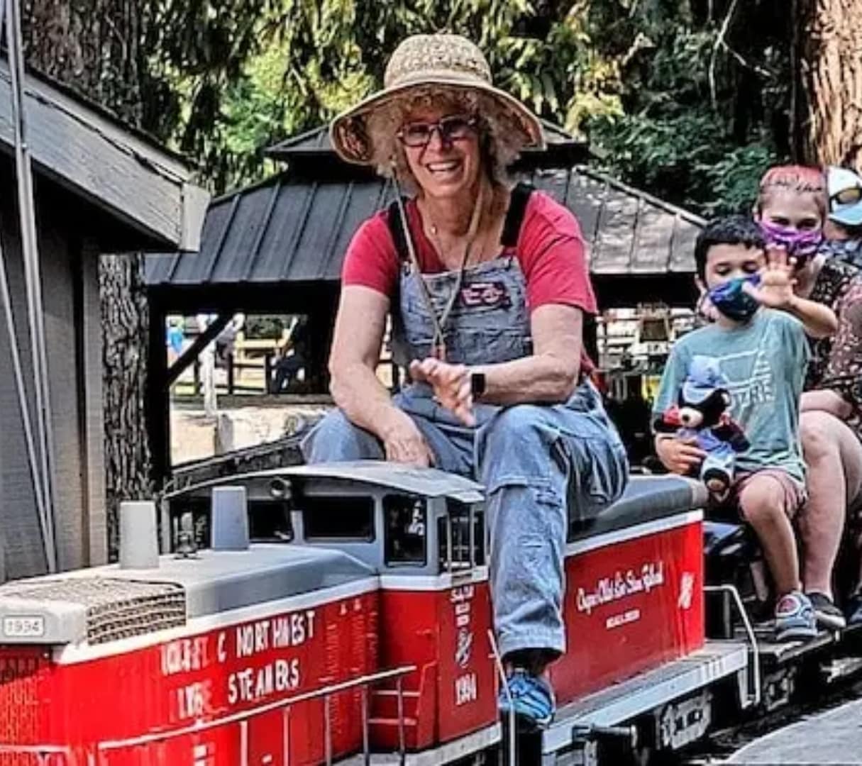Shady Dell Train Park Rides